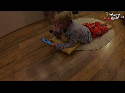 ❤️ Crazy Blonde Sucking Հսկայական Դիկ ծծում և բարձրանում է դրա վրա - Անալ սեքս ❤❌ Պոռնո մեզ մոտ